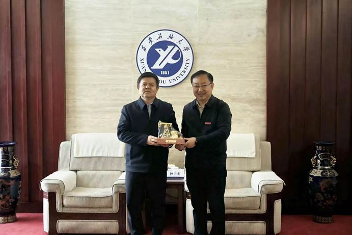 ff8684d856f6b807df8f0b52f743f695