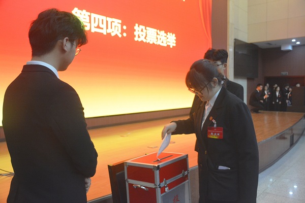 学生代表投票选举.JPG